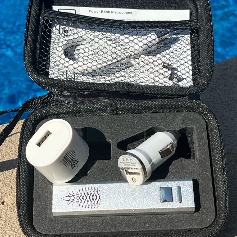 Portable Power Bank Charger - Picture 5 of 8